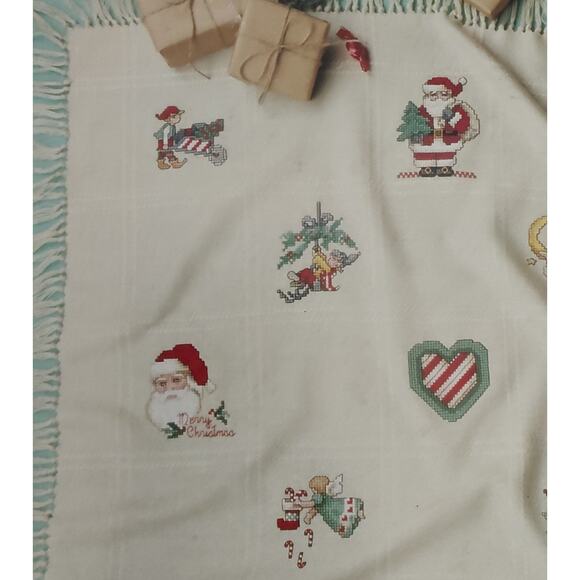 Leisure Arts Lots of Christmas Cross Stitch Patterns Snowman, Santa, Elf, Angel - Picture 3 of 9